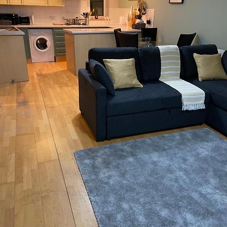 Greenwich Centre Nky Apartment لندن المظهر الخارجي الصورة